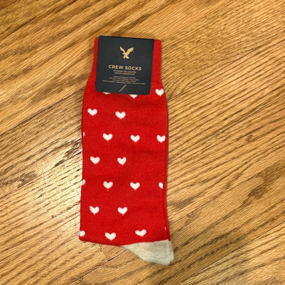 American Eagle Outfitters aerie Heart Crew Socks - Valentine’s Day red and cream